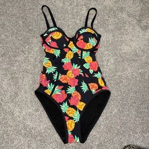 Sunseeker Swim Pineapple One Piece Size 6 B/C